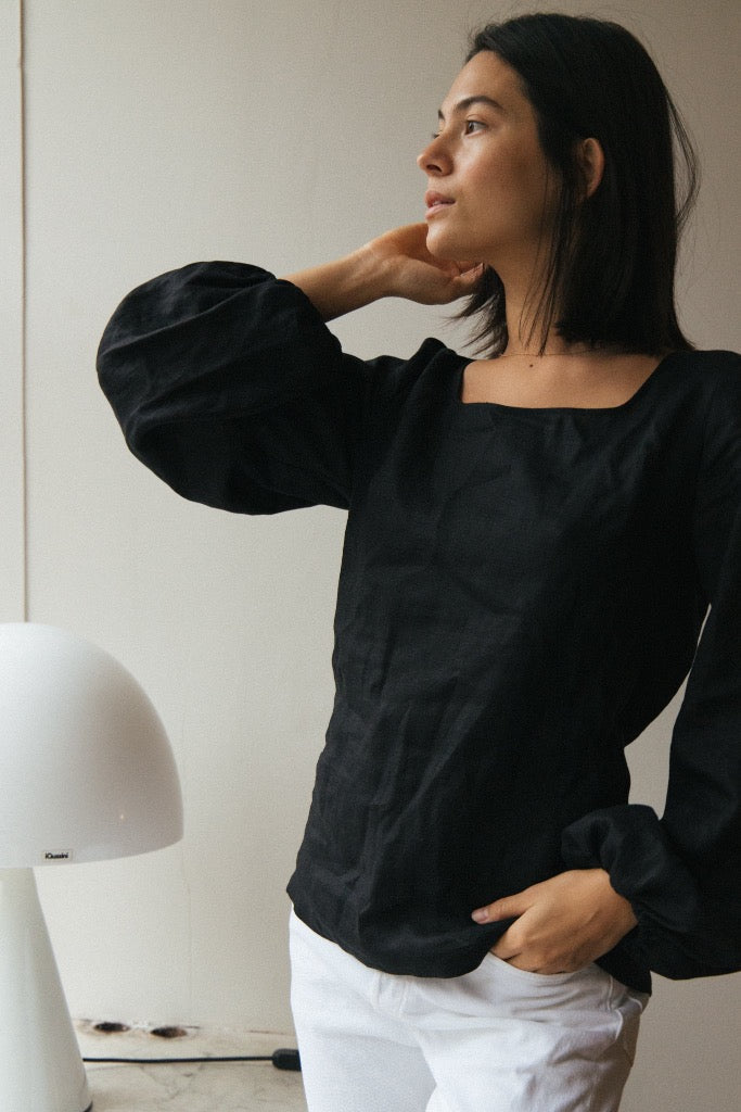 Sigourney Linen Blouse
