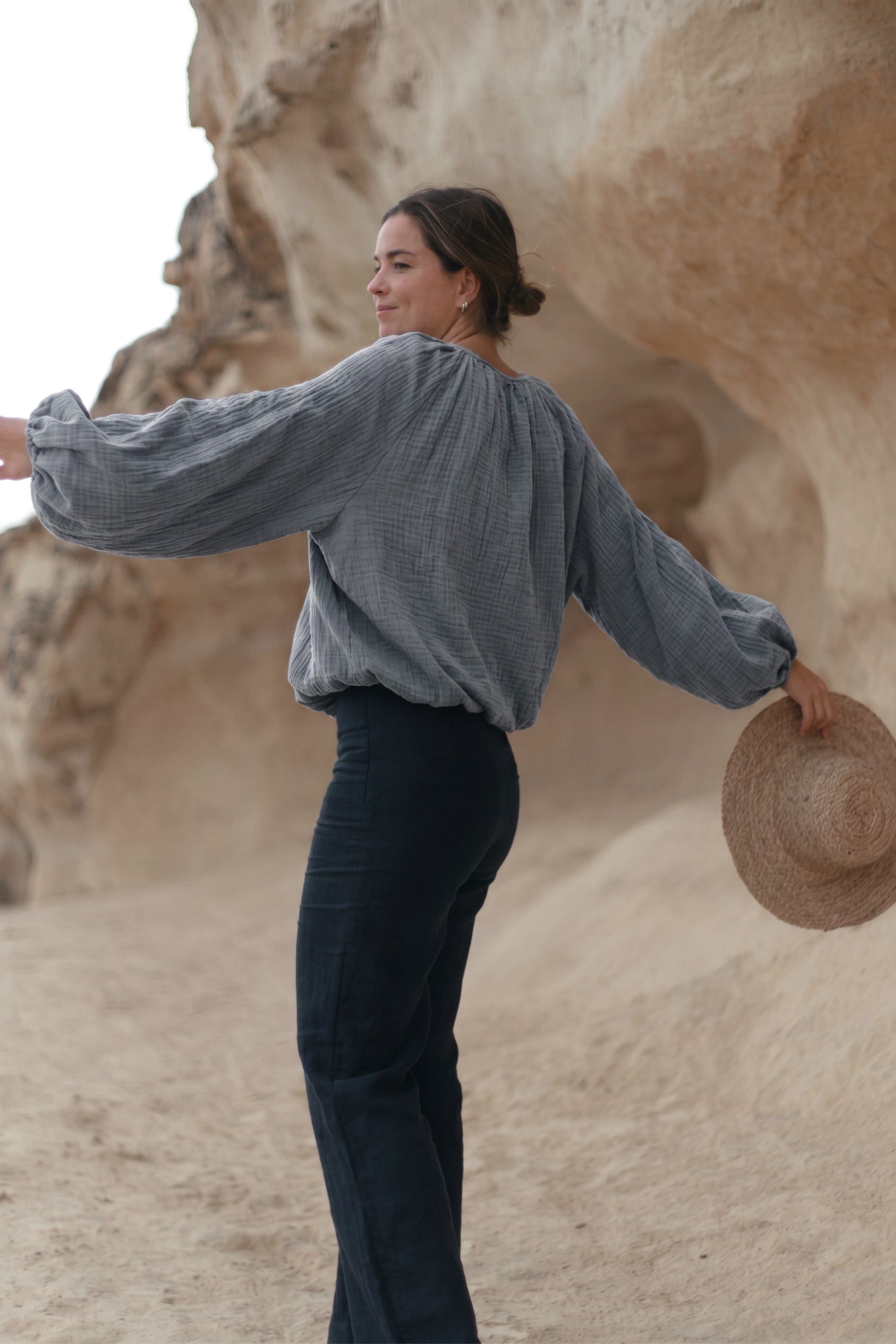 Hirami Blouse
